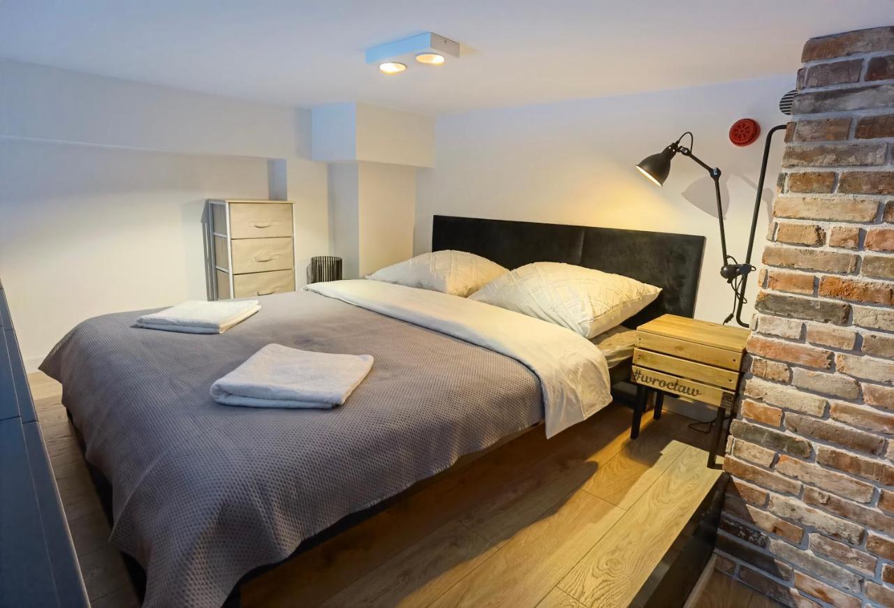 Apartament Loft Studio Airport Blisko Lotniska Zarembowicza Lotnisko Breslau Exterior foto